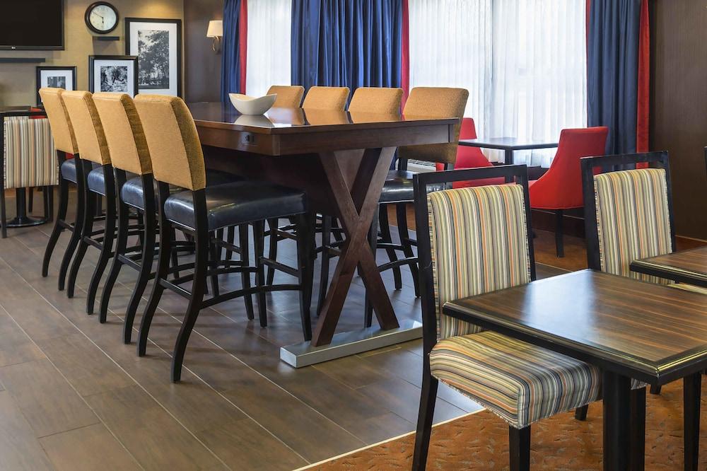 Hampton Inn Youngstown/Boardman Poland Exteriör bild