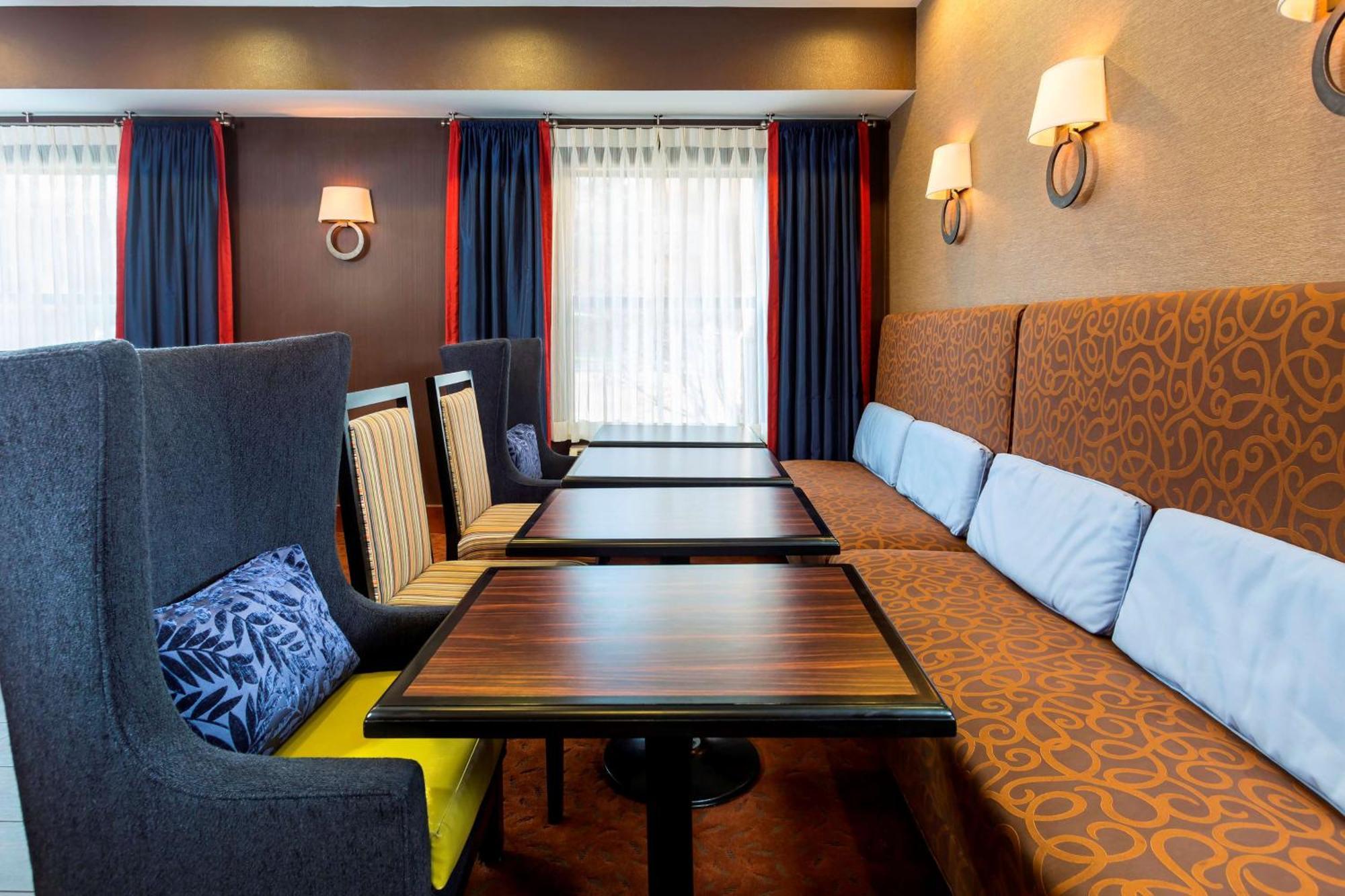 Hampton Inn Youngstown/Boardman Poland Exteriör bild